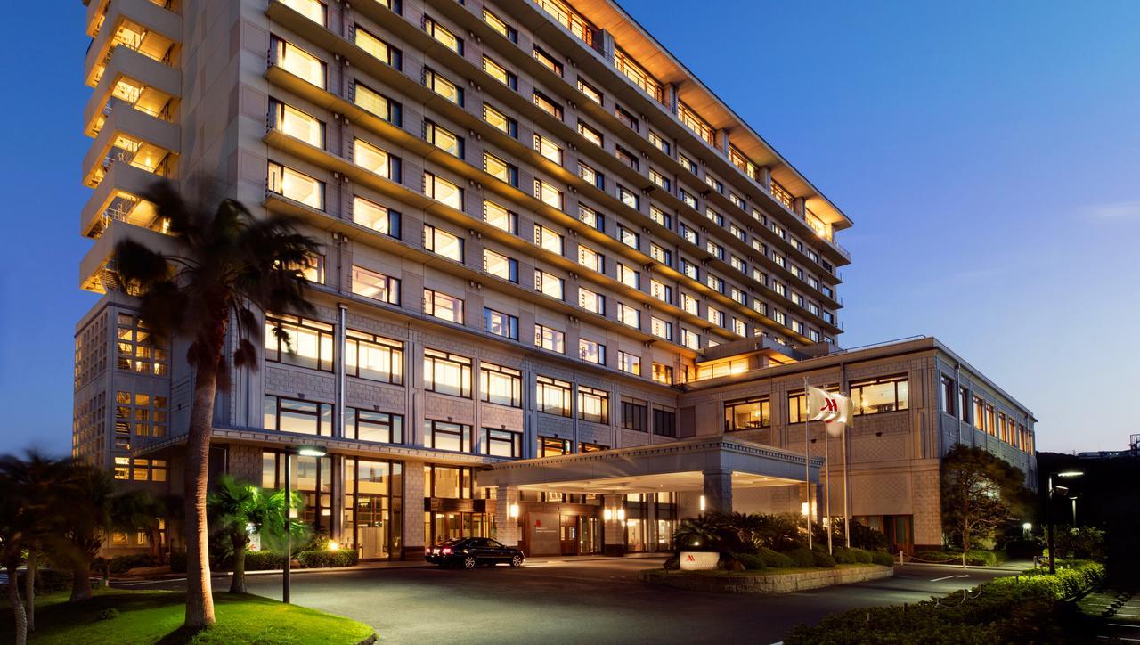 Nanki-Shirahama Marriott Hotel Exterior foto The hotel in 2012